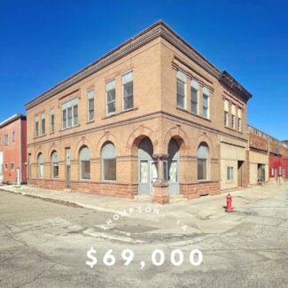 160 S Jackson Street St, Thompson, IA