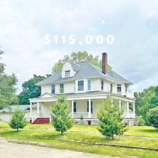 102 W Hackett St, Carlisle, IN