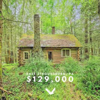 205 Pine View Ln, East Stroudsburg, PA