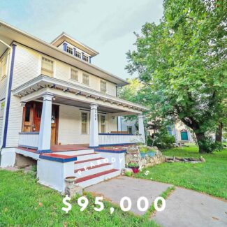 304 N Sycamore St, Peabody, KS