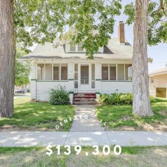 313 N State St, Geneseo, IL