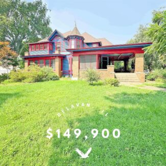 202 W 3rd St, Delavan, IL