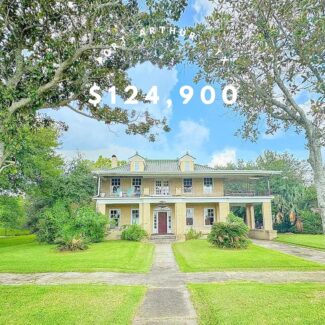 2149 Lakeshore Dr, Port Arthur, TX