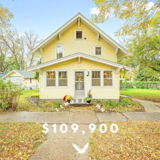 103 N Henry St, Elmore, MN